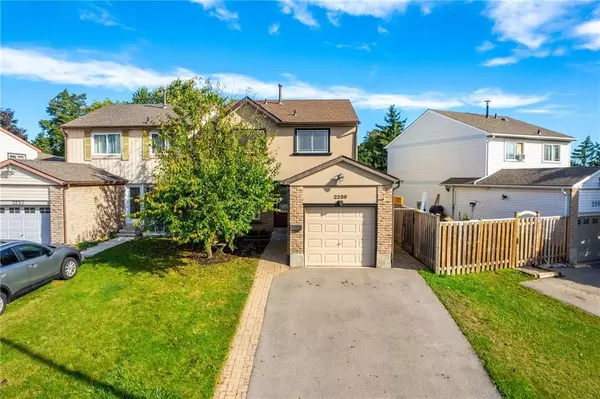 2259 LEOMINSTER Drive, Burlington, ON L7P 3W8