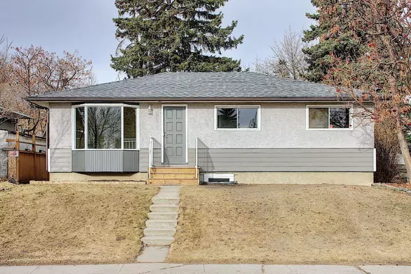 Calgary, AB T2B 1A4,2011 39 ST SE