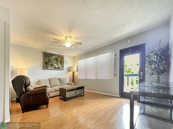 2031 Harwood D  #2031, Deerfield Beach, FL 33442