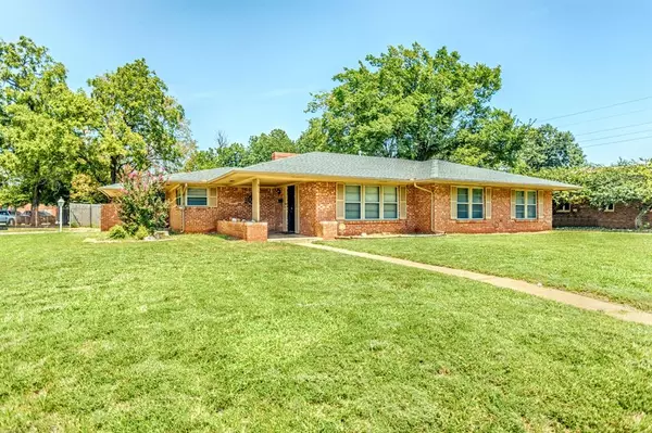 813 NW 54th Street, Oklahoma City, OK 73118