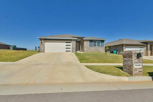 10409 NW 24th Terrace, Yukon, OK 73099