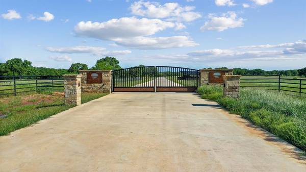 Poolville, TX 76487,8016 Oak Grove Court