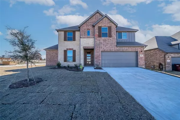 607 Metallic Tree Lane, Van Alstyne, TX 75495