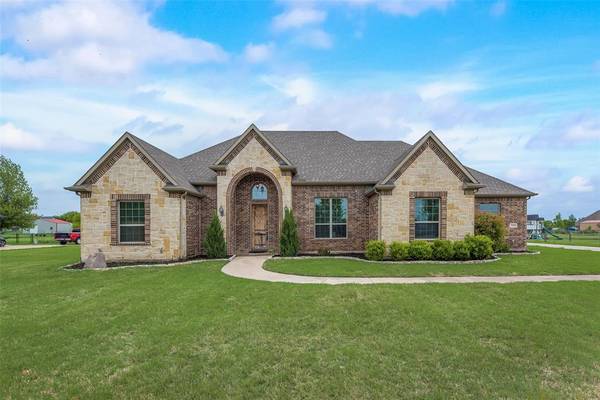 930 Lake Road, Lavon, TX 75166