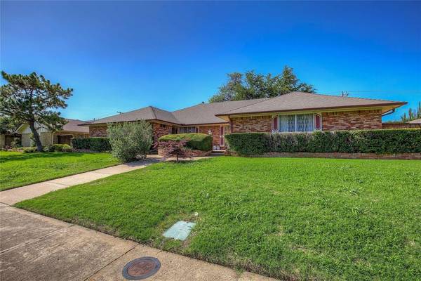 7336 Woodthrush Drive, Dallas, TX 75230