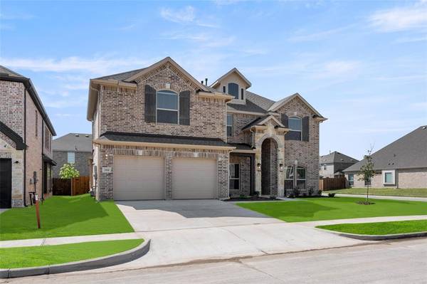 Glenn Heights, TX 75154,300 Tradd