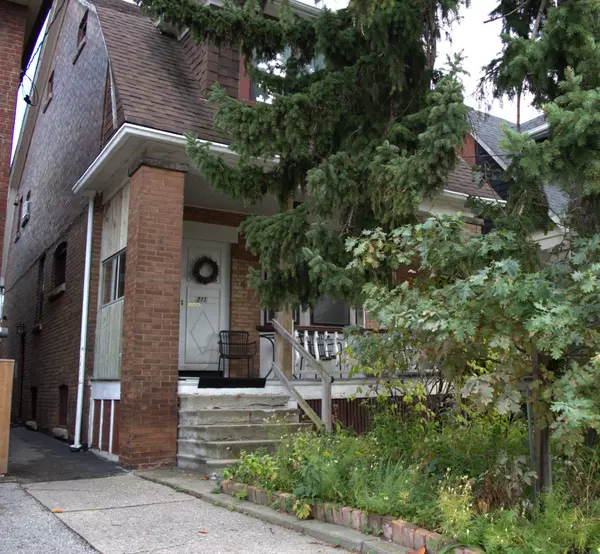 271 Lauder AVE #Main, Toronto C03, ON M6E 3H5