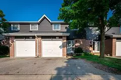 131 Bonaventure DR #4, London, ON N5V 4H8