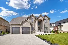 Lakeshore, ON N0R 1A0,919 Lakewood CRES