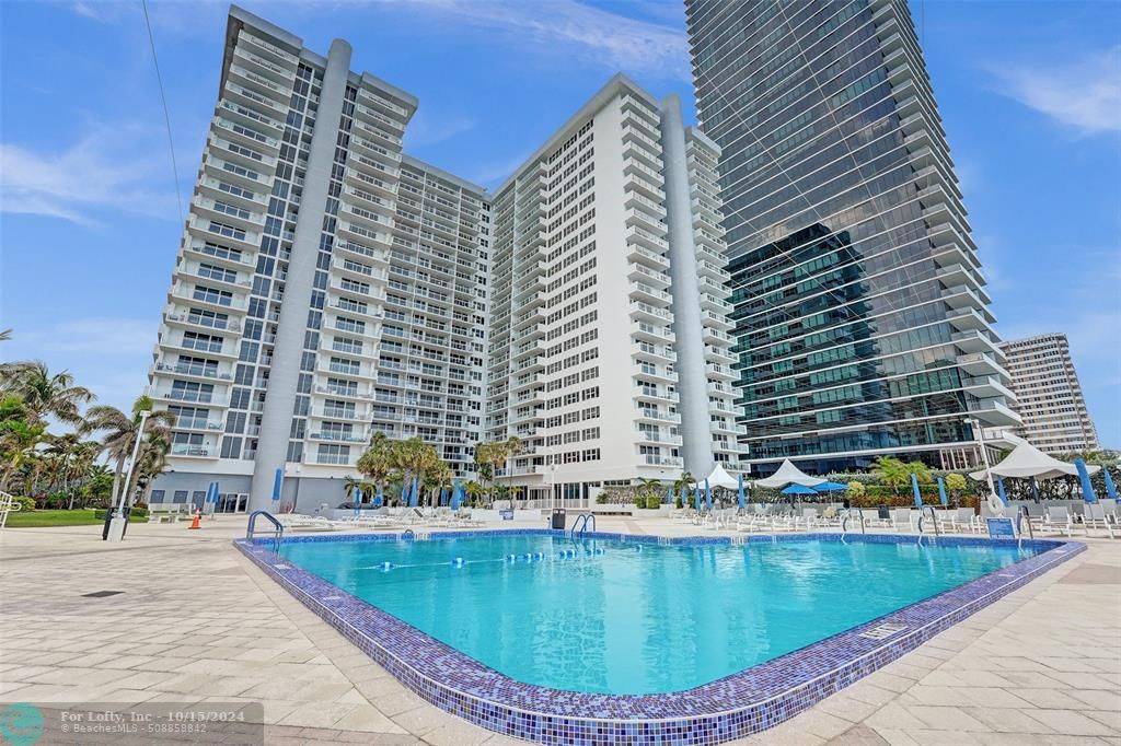 Hallandale Beach, FL 33009,2030 S Ocean Dr  #1004