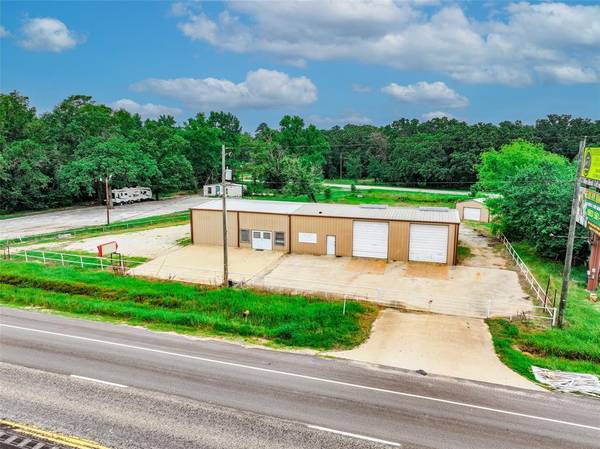 2706 Hwy 80 W, Mineola, TX 75773