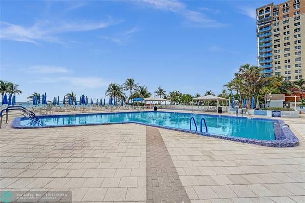 Hallandale Beach, FL 33009,2030 S Ocean Dr  #1004