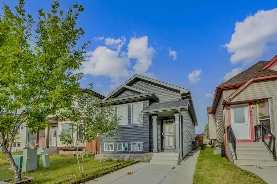 62 Taracove Estate DR NE, Calgary, AB T3J 4R3