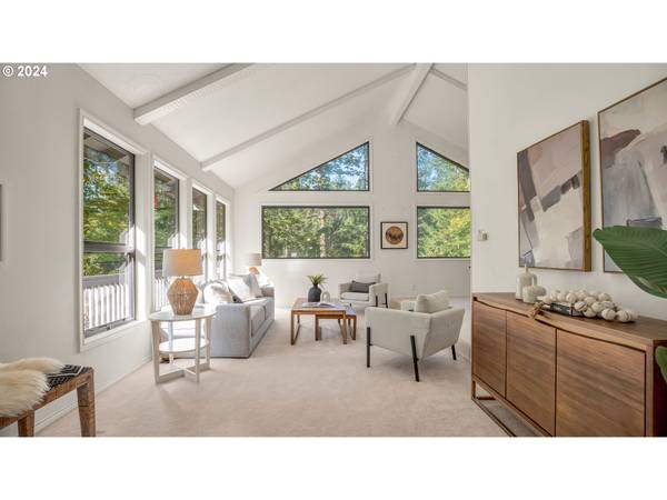 Lake Oswego, OR 97035,1 BERNINI CT