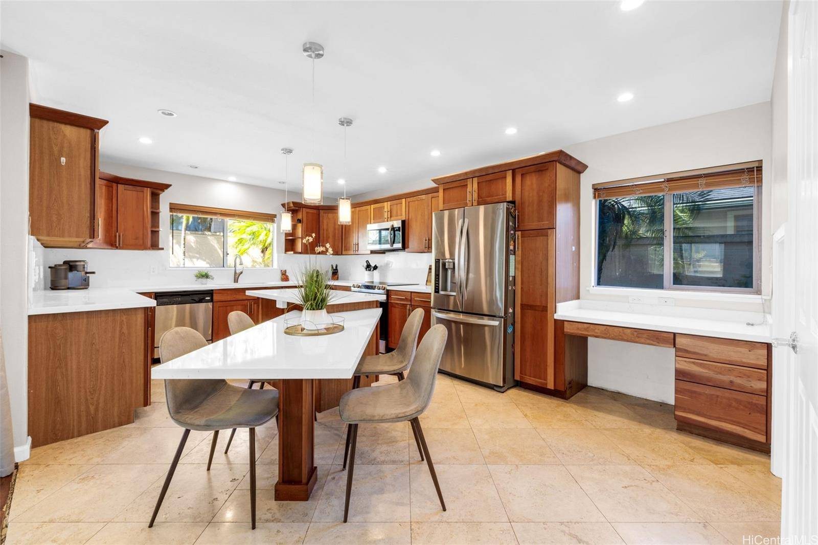 Mililani, HI 96789,95-205 Melekai Place