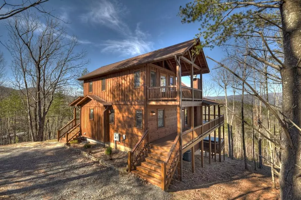 Blue Ridge, GA 30513,136 Oasis Drive