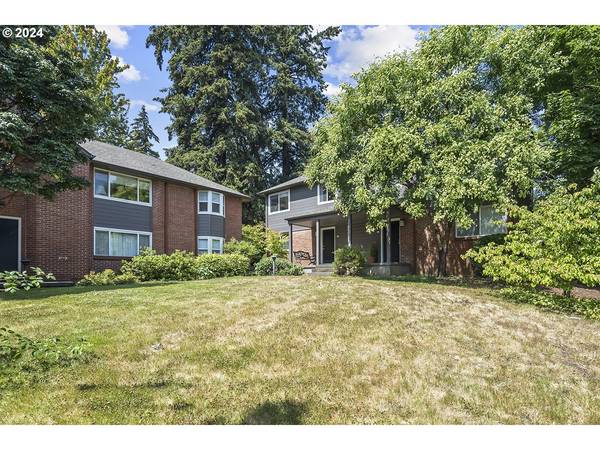 422 S STATE ST, Lake Oswego, OR 97034