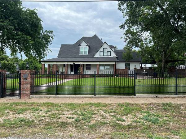 403 N Elm, Honey Grove, TX 75446