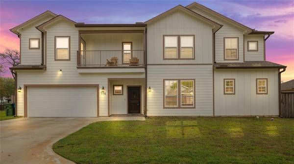 114 N Lakeview Drive,  Lake Dallas,  TX 75065