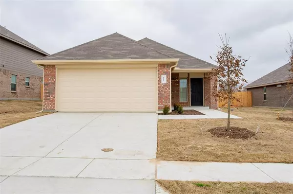 521 Canyon Cactus Street, Lancaster, TX 75146