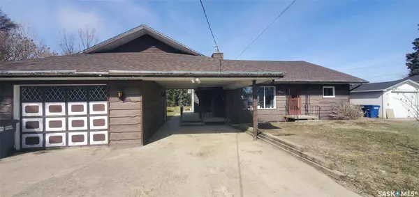 Grenfell, SK S0G 2B0,806 Garnet STREET