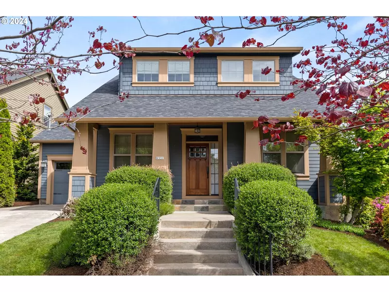 331 S VERMONT ST, Portland, OR 97219