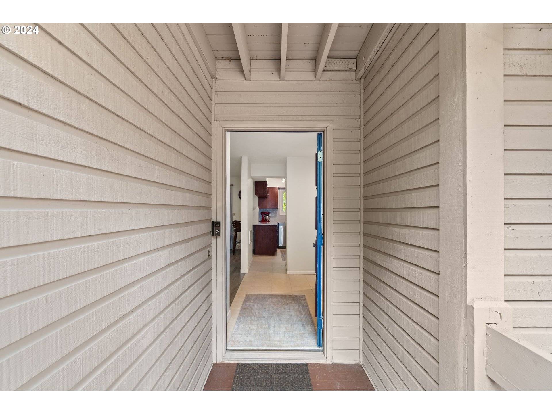 Lake Oswego, OR 97035,317 CERVANTES