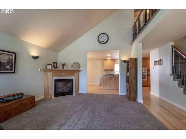 Roseburg, OR 97471,2380 NW LILA CT