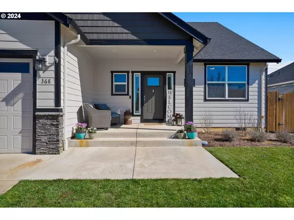 Sublimity, OR 97385,368 SE PALOMINO CT