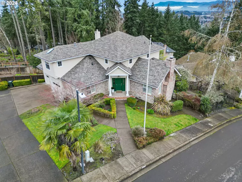 3093 SOLOMAN LOOP, Eugene, OR 97405