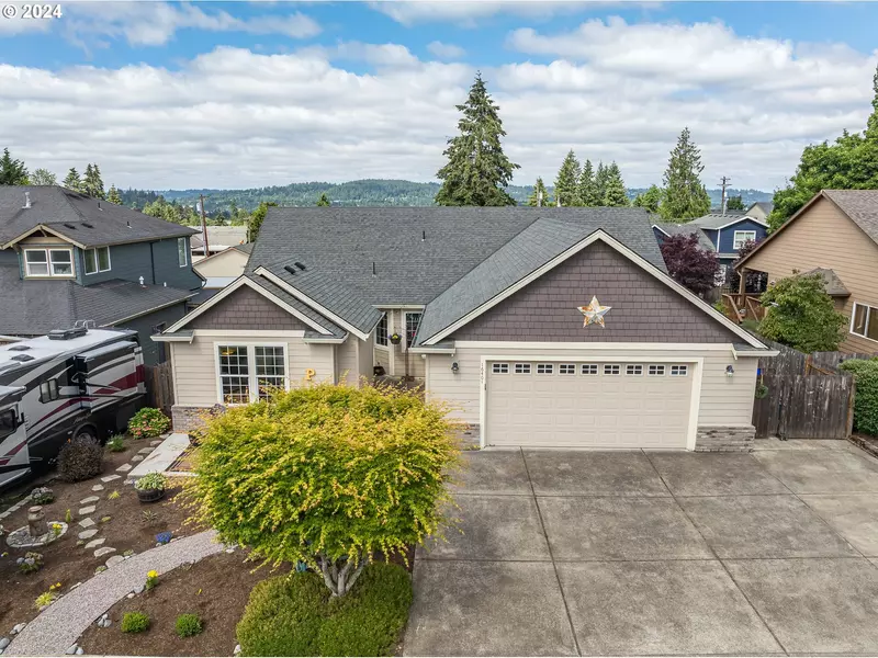 16401 WAYNE DR, Oregon City, OR 97045