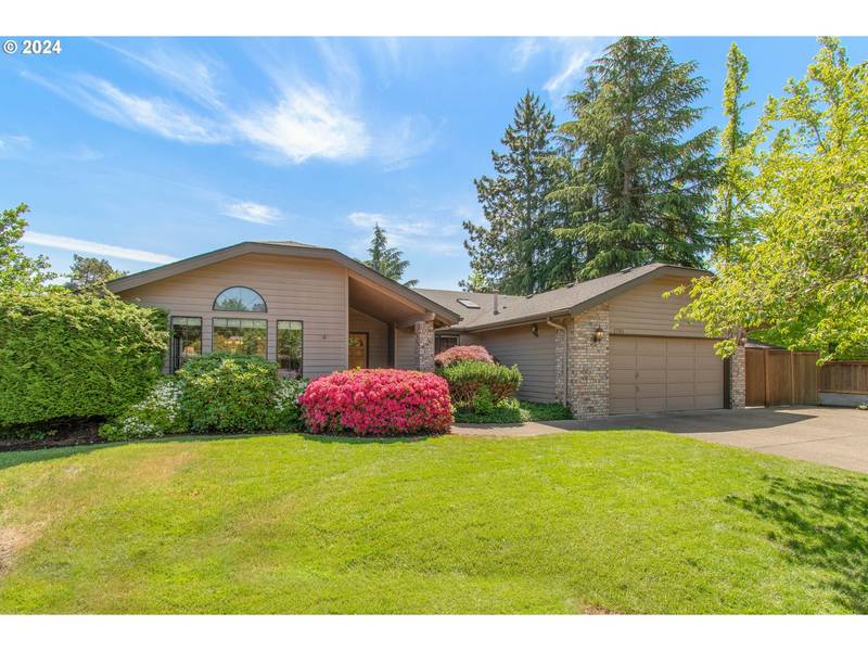 1781 CRESCENT AVE, Eugene, OR 97408