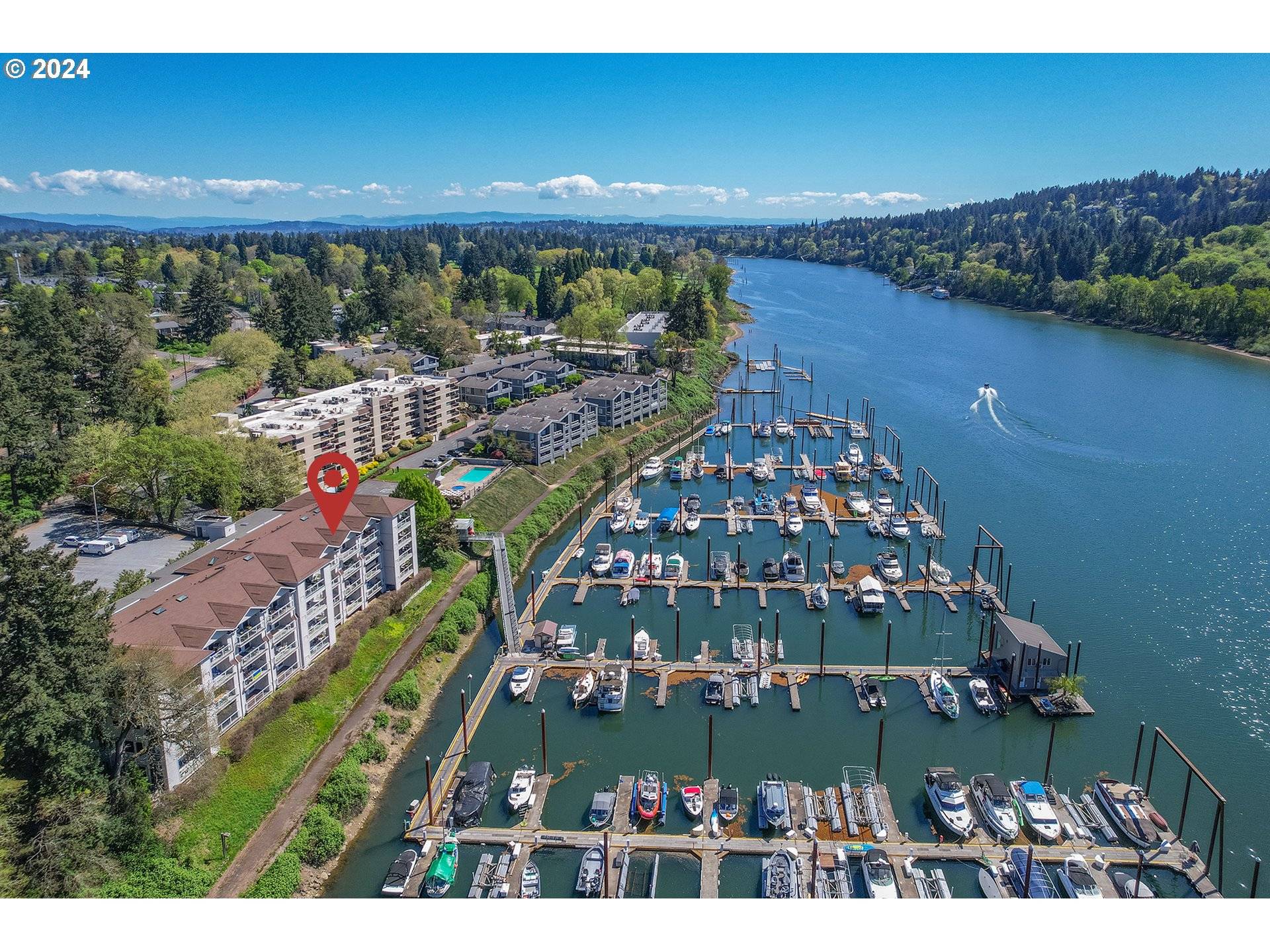 Portland, OR 97202,525 SE MARION ST #14