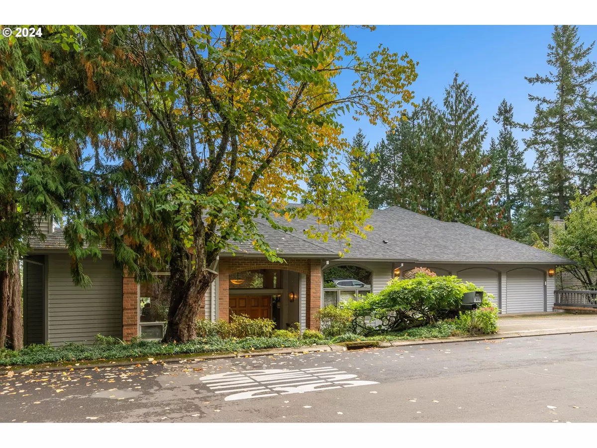 Lake Oswego, OR 97035,21 HIDALGO ST