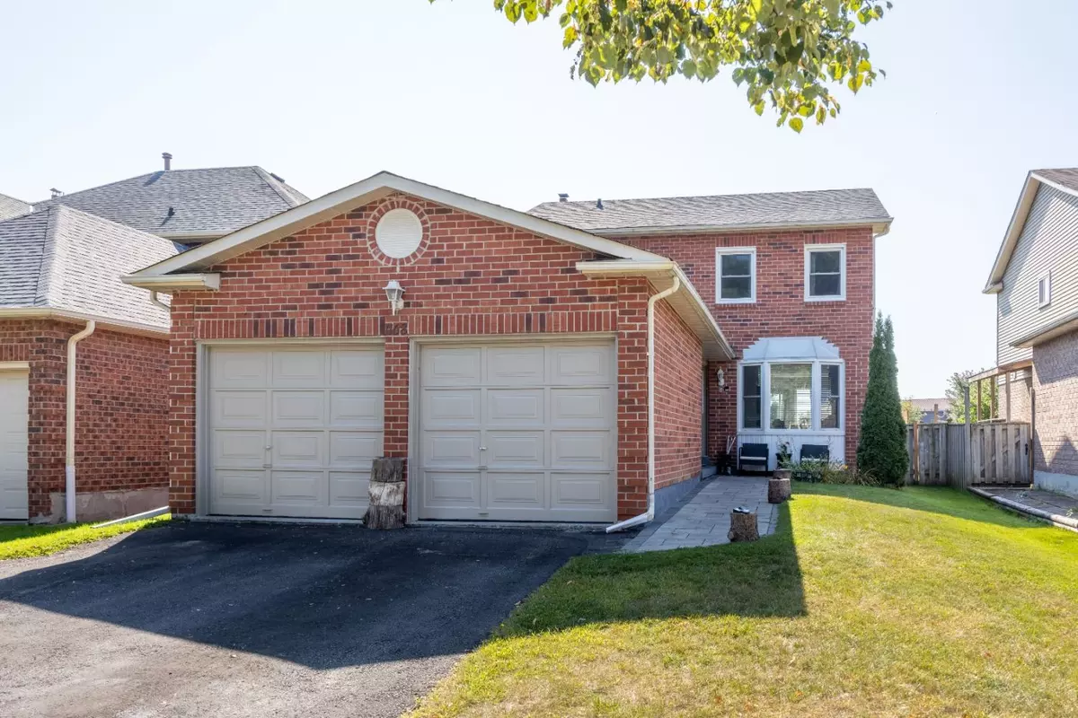 Pickering, ON L1X 1A7,1168 Pebblestone CRES