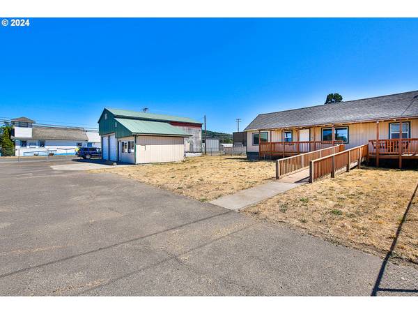 Lakeside, OR 97449,100 S 8TH ST