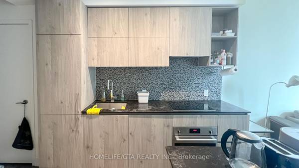 Toronto C02, ON M4W 0B1,1 Yorkville AVE #2603