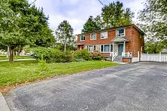 Richmond Hill, ON L4C 2Y5,256 Zelda CRES