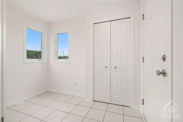 Kemptville, ON K0G 1J0,307 FIR LN