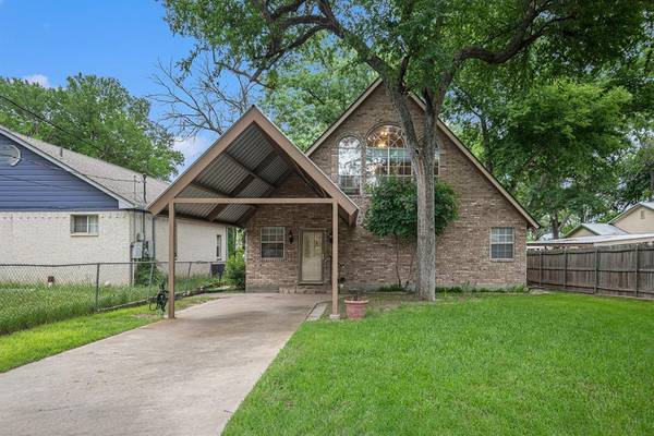 Weatherford, TX 76087,1139 E Lake Drive