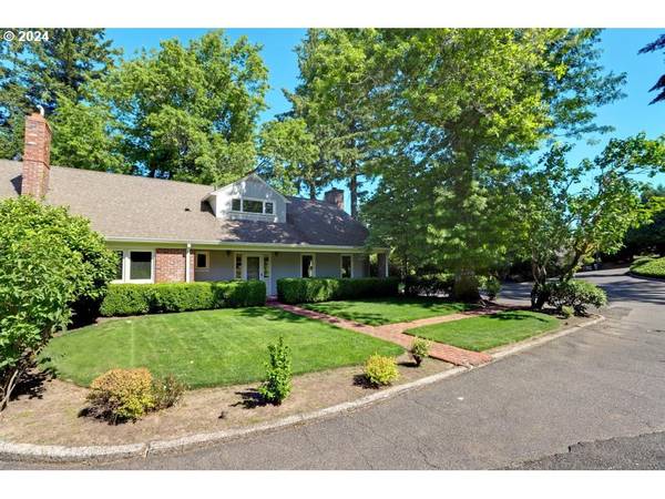 Lake Oswego, OR 97034,18815 GREEN BLUFF DR