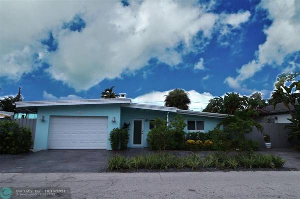 1457 NE 24th St, Wilton Manors, FL 33305