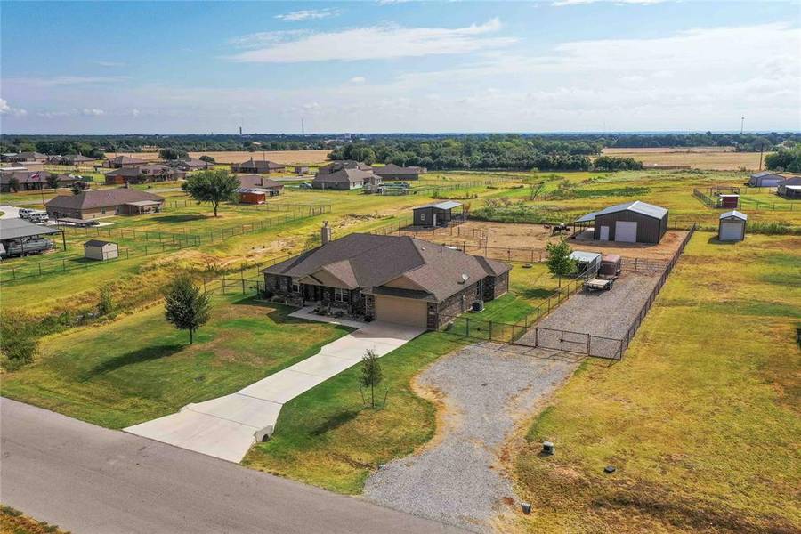 235 Springwood Ranch Loop, Springtown, TX 76082