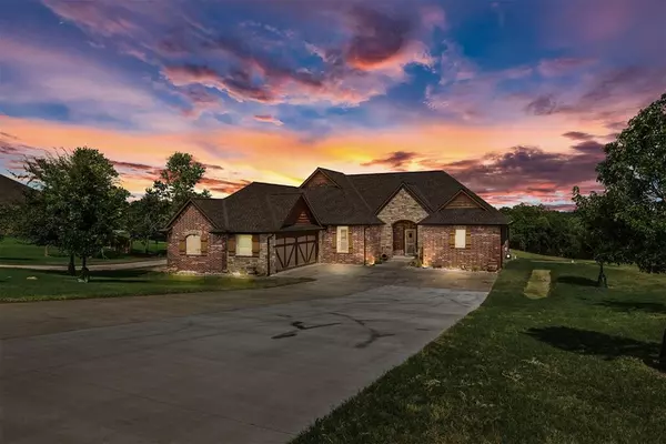 8600 Bella Ranch Drive, Choctaw, OK 73020