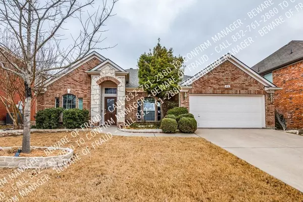 815 Hickory Street, Burleson, TX 76028