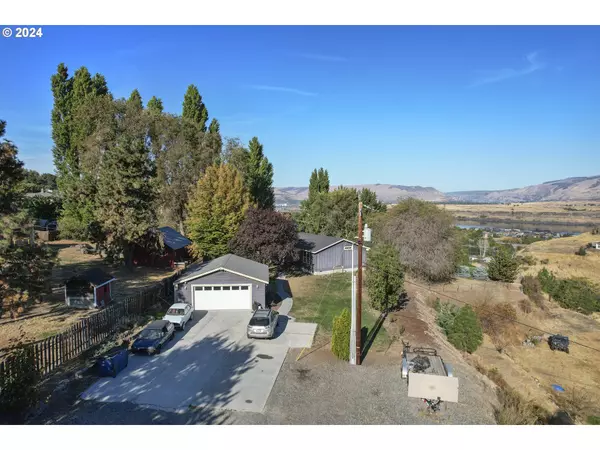 3151 Old Dufur RD, The Dalles, OR 97058