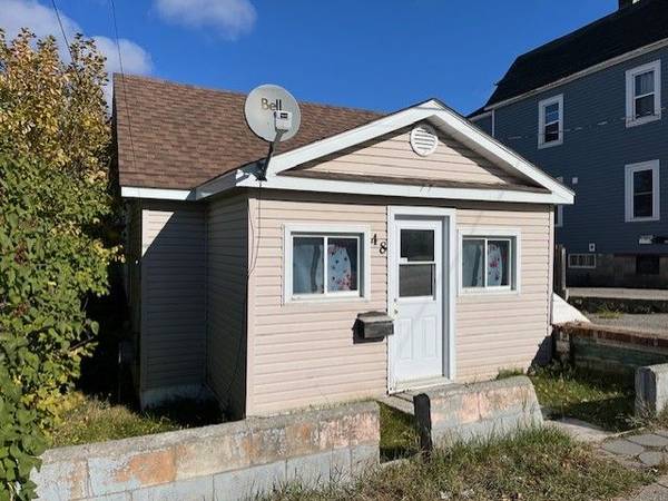 Timmins, ON P4N 2Y3,48 Bannerman AVE