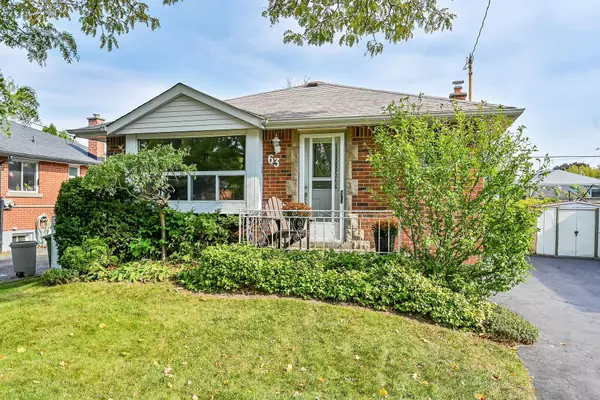 63 Fernwood CRES, Hamilton, ON L8T 3L2