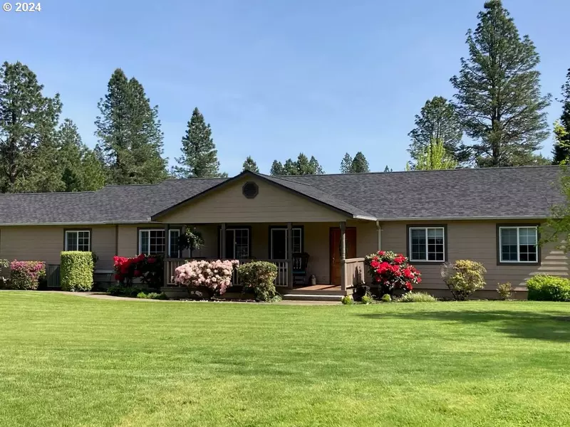 25428 PERKINS RD, Veneta, OR 97487