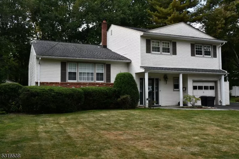 12 Bromley Ct, New Providence Boro, NJ 07974